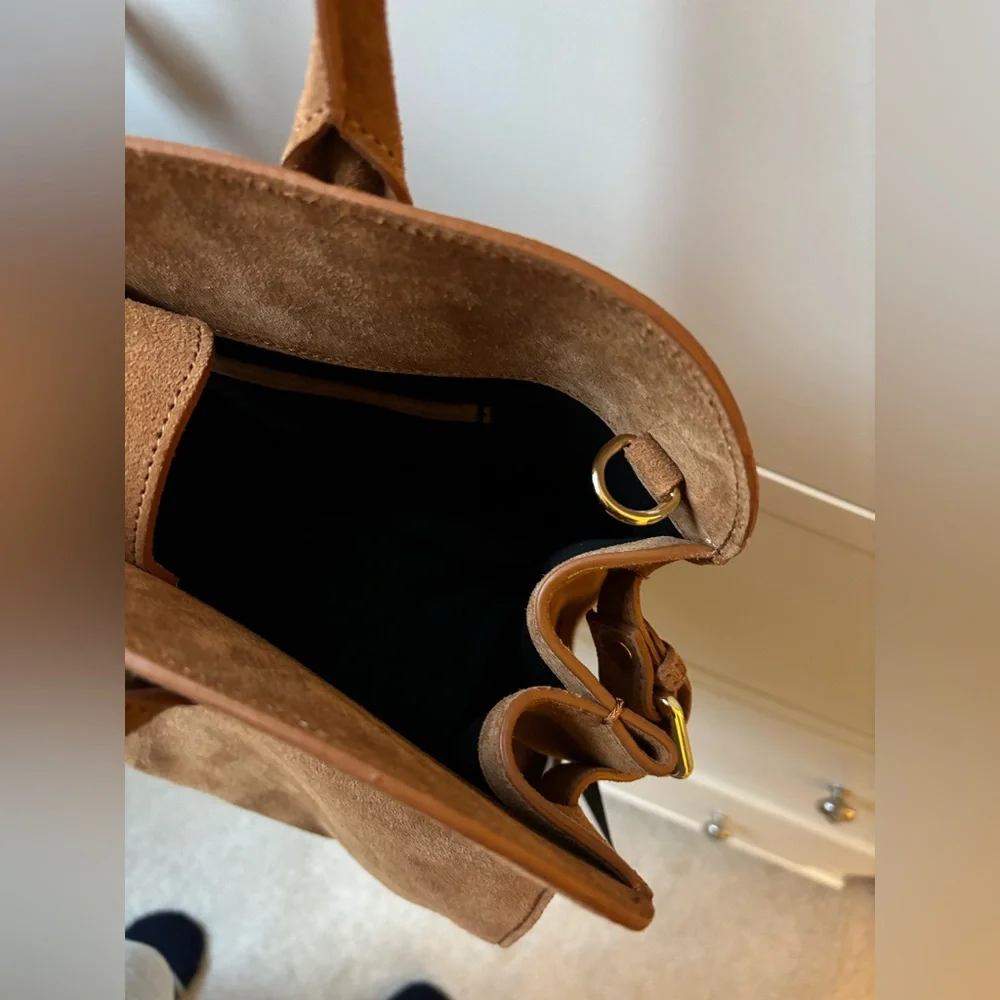 Claudia Firenze Suede Camel Bag NWT w/Shoulder Strap - Picture 17 of 17